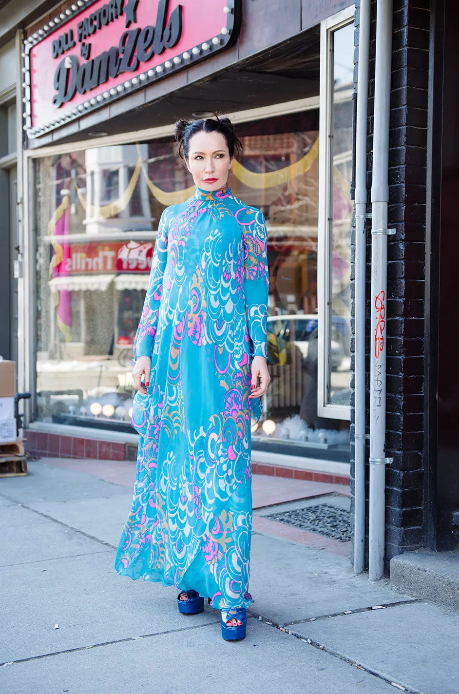 1970s Hanae Mori Flowing Turquoise Silk Chiffon Caftan Dress