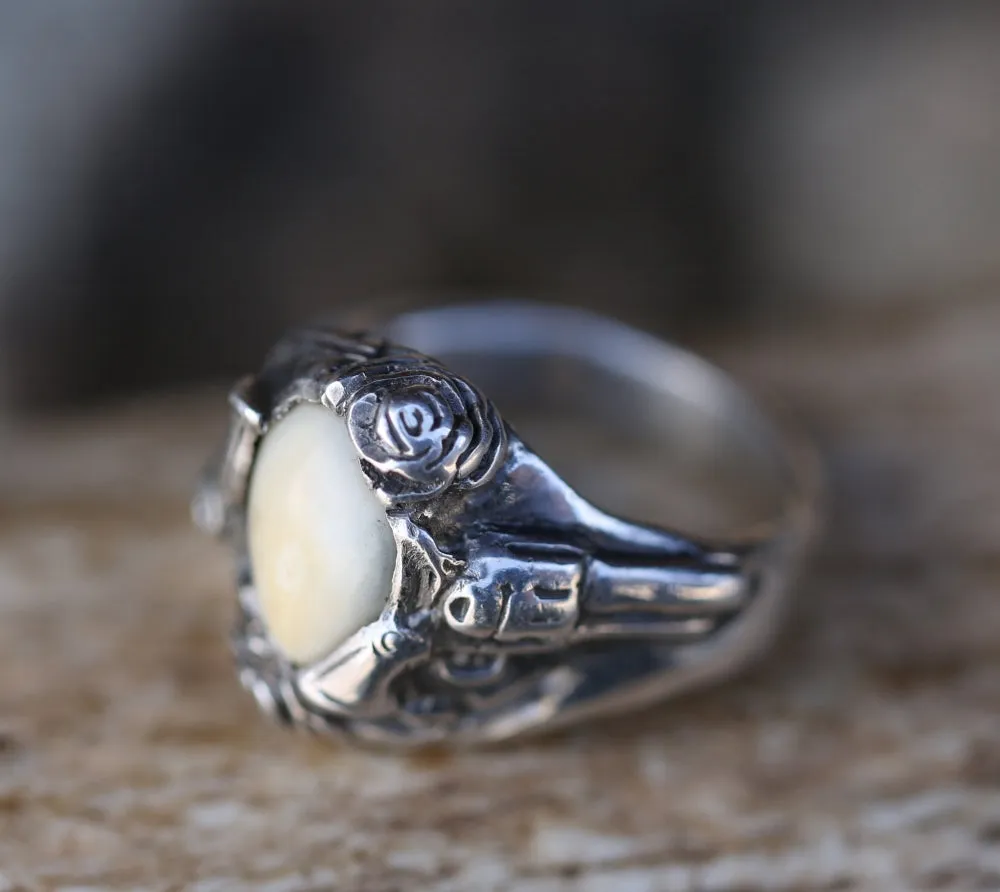 CUSTOM HAND-CARVED GUNS & ROSES RING DESIGN WITH ELK TOOTH