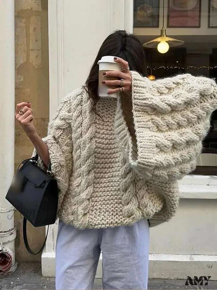 Elegant Women's Fried Dough Twists Casual Fashion Long Wide Sleeved Sweater