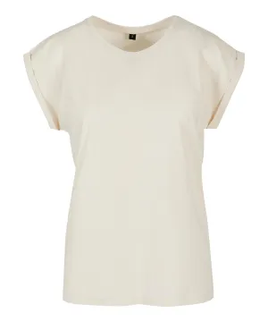 Womens extended shoulder tee | Sand